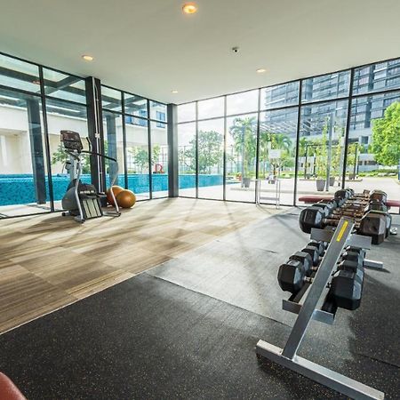 Francesco Suite - Trefoil Setia Alam-Near Setia City Mall & Setia Convention Centre מראה חיצוני תמונה