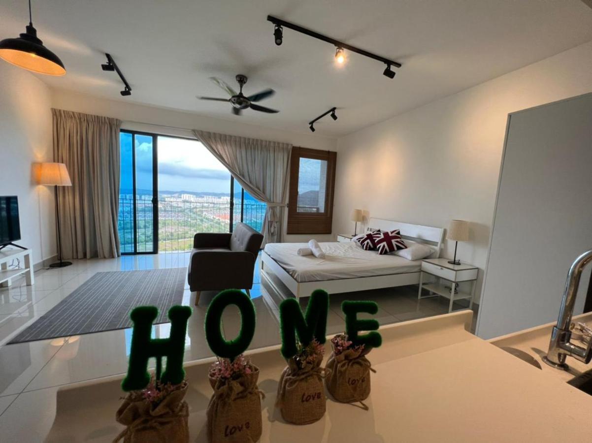 Francesco Suite - Trefoil Setia Alam-Near Setia City Mall & Setia Convention Centre מראה חיצוני תמונה
